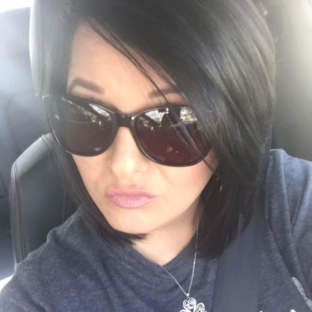 Meet your Posher, Crystal